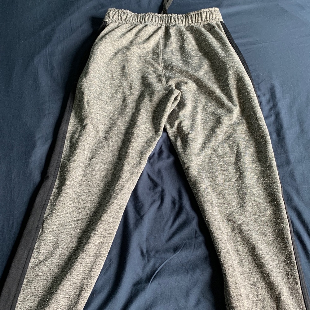 Men’s Nike Joggers - Picture 4 of 4